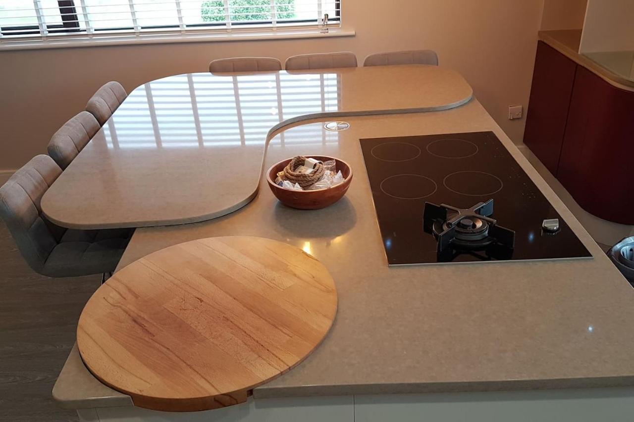 3 Bedroom Deganwy Sea View Beach House Ll31 Zewnętrze zdjęcie