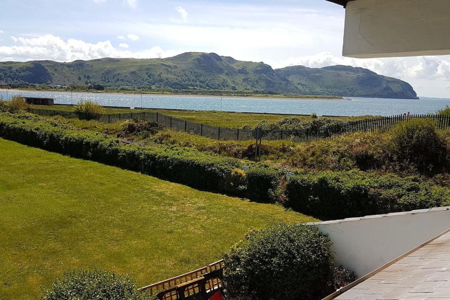 3 Bedroom Deganwy Sea View Beach House Ll31 Zewnętrze zdjęcie