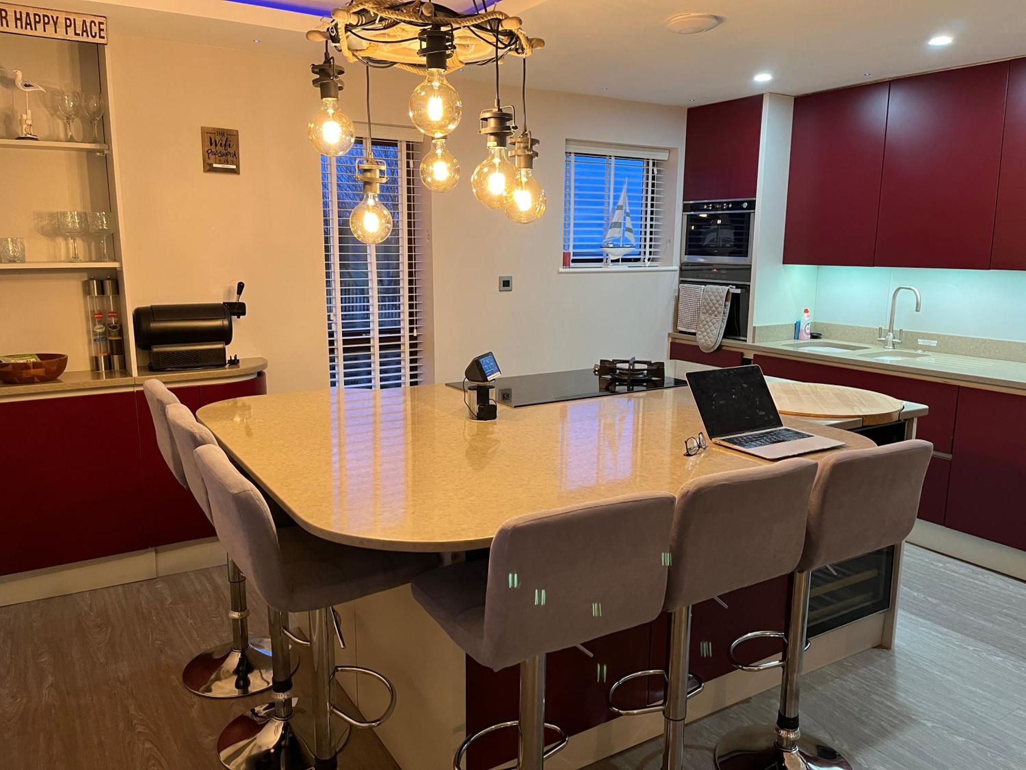 3 Bedroom Deganwy Sea View Beach House Ll31 Zewnętrze zdjęcie